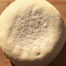 Load image into Gallery viewer, Earthy - Vegan Cheese
