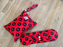 Load image into Gallery viewer, Hey Girls Reusable Period Pads
